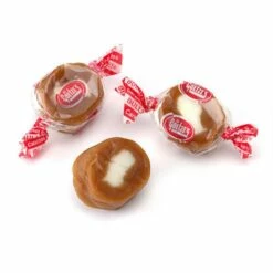Goetze's Caramel Creams Bulls Eyes Candy - Vanilla: 5LB Bag