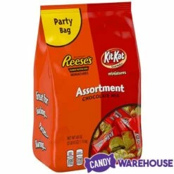 Reese's Peanut Butter Cups And Kit Kat Miniatures Bulk Candy: 2LB Bag -US Model Figures Sales reese s peanut butter cups and kit kat miniatures bulk candy 2lb bag candy warehouse 3